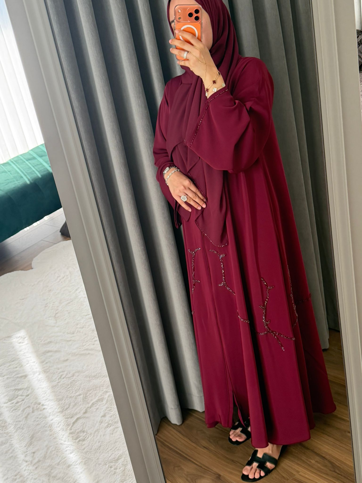 SAHRA ABAYA VİŞNE