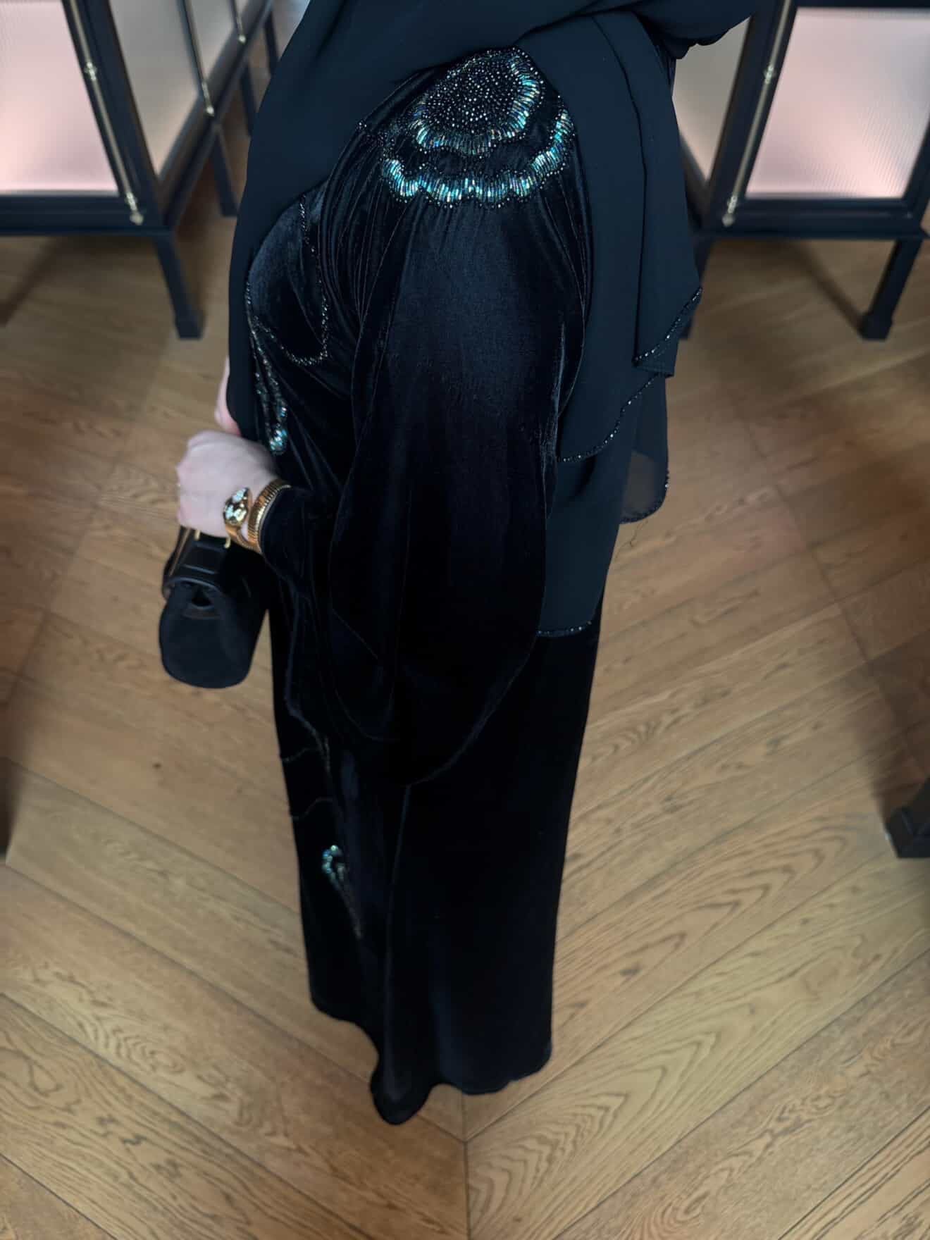 Alya İpek Kadife Abaya